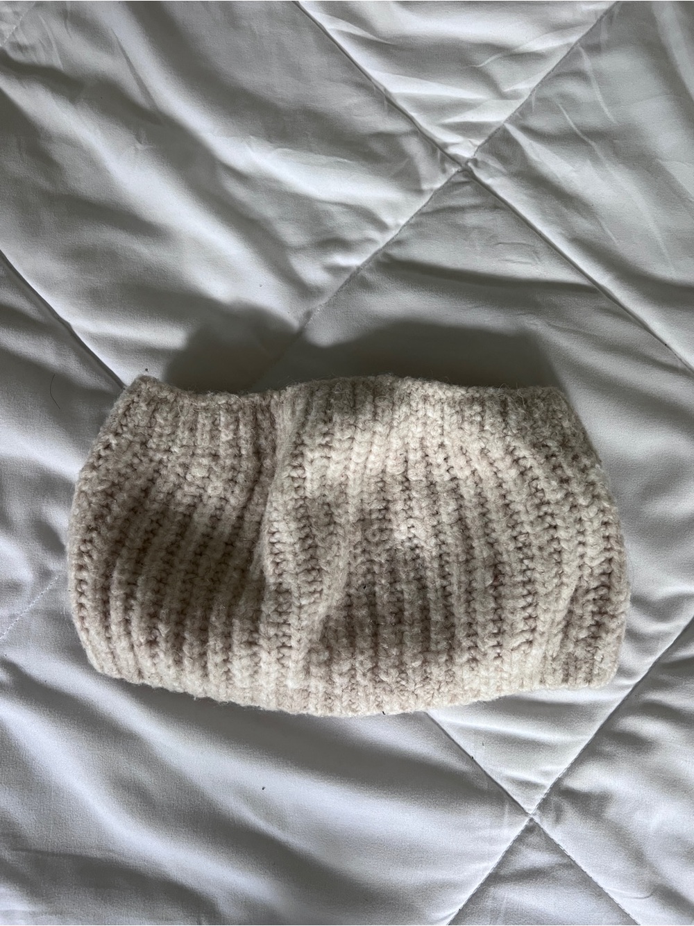 Urban Outfitters Cream Knit Ribbed Crop Top
